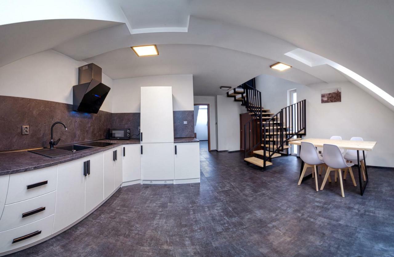 Narodni Dum Podborany Hotel Екстериор снимка